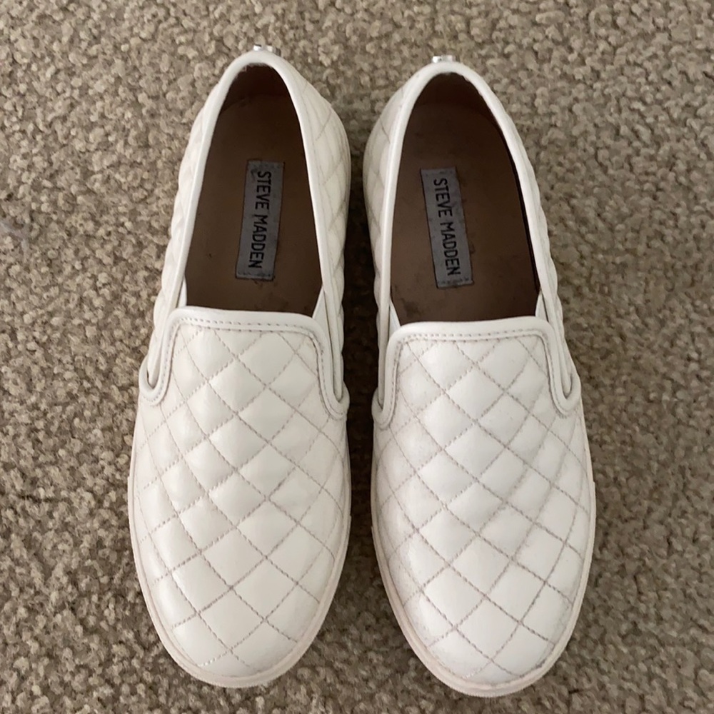 Steve Madden ecentrcq slip on shoes